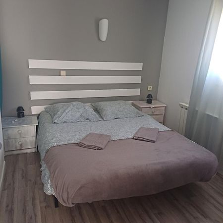 Appartement De Vacances En Cerdagne บูร์ก-มาดาม ภายนอก รูปภาพ